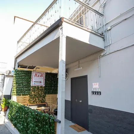 B&B Small Luxury Napoli Centrale-2